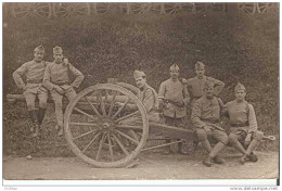 Carte Photo  Militaria Guerre 1914-18 - Groupe De Soldats Avec Canon - Matériel