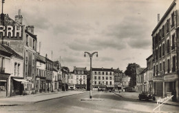 Gagny * Place Du Baron Roger * Commerces Magasins - Gagny