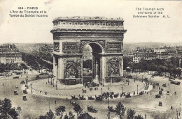 *CPA - 75 PARIS Arc De Triomphe Et La Tombe Du Soldat Inconnu - Animée, Tacots, Bus, Attelages - Arc De Triomphe