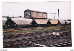 PHOTO Originale TRAINS Wagon Citerne Céréales Rame SOUFFLET Devant Poste D'Aiguillages PII LAROCHE MIGENNES ? Non Datée - Treni