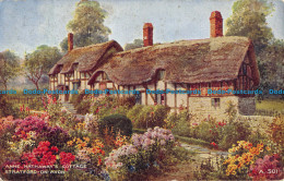 R042705 Anne Hathaways Cottage. Stratford On Avon. Valentine. Art Colour. No A.5 - Wereld