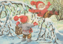 WEIHNACHTSMANN SANTA CLAUS Neujahr Weihnachten GNOME Vintage Ansichtskarte Postkarte CPSM #PAW407.A - Santa Claus