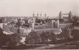 AK 210737 ENGLAND - London - Tower And Tower Bridge - Tower Of London