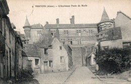 - 02 - VERVINS (Aisne). - L'Ancienne Porte De Marle - Scan Verso - - Vervins