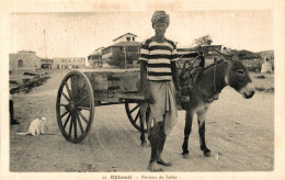 DJIBOUTI PORTEUR DE SABLE - Gibuti