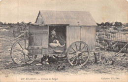 P-24-Mi-Is-1316 :  EN BEAUCE. LA CABANE DE BERGER. COLLECTIONS ND PHOT - Autres & Non Classés