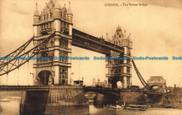 R043152 London. The Tower Bridge. Barriere - Other & Unclassified