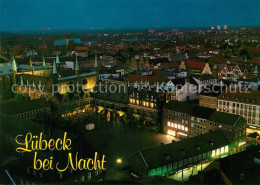 73217176 Luebeck Bei Nacht Blick Von St Petri Kirche Ueber Den Markt Luebeck - Luebeck