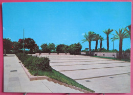 Israël - Weizmann Institute - Rehovot - The Chaim Weizmann Memorial Plaza - Israel