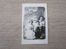 CPA PHOTO ARGENTINE ENFANTS ARGENTINS FRATRIE COSTUMES GUITARE - Argentine