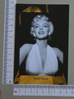 POSTCARD  - MARILYN MONROE - LE MONDE DU CINEMÁ - 2 SCANS  - (Nº59074) - Actores