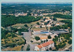 LIMOGNE-EN-QUERCY - Vue Générale Aérienne, Au 1er Plan, La Piscine Et Le Lotissement - Otros & Sin Clasificación