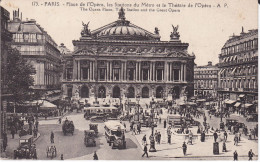 75 PARIS 9e - Place De L'Opéra, Les Stations Du Métro Et Le Théâtre De L'Opéra - Circulée 1927 - Distrito: 09