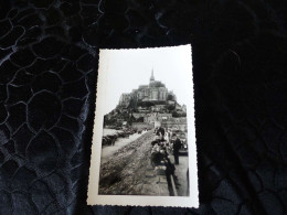 P-267 ,  Photo, Le Mont St Michel, Vue D'ensemble, Automobiles, Circa 1935 - Places