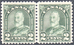 951 Canada 1930 George V Arch Leaf Issue 2c Vert Green Paire MNH ** Neuf SC (52) - Ongebruikt