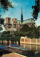 75 - Paris - Cathédrale Notre Dame - Les Bords De La Seine - Notre-Dame  Vue Du Quai De Montebello - Vedette - Bateau-Mo - Notre Dame Von Paris