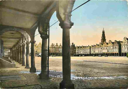 62 - Arras - La Grande Place Et Les Arcades - Automobiles - CPM - Voir Scans Recto-Verso - Arras