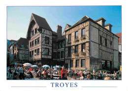 10 - Troyes - Place Alexandre Israël - Vieilles Maisons Champenoises à Pans De Bois - CPM - Voir Scans Recto-Verso - Troyes