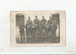 NARBONNE (AUDE) ? CARTE PHOTO ANCIENNE  AVEC GENDARMES - Narbonne