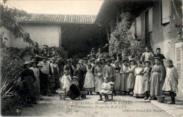 Romanèche-Thorins Hameau De La Pierre Groupe De Vendangeurs Propriété Raclet Grape Picker Saône-et-Loire 71570 En B.Etat - Sonstige & Ohne Zuordnung