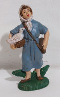 66103 Pastorello Presepe - Statuina In Plastica - Donna Con Anatra - Crèches De Noël