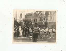 SIDI BEL ABBES (ALGERIE ) PHOTO DES JEUX UNIVERSITAIRES 1953 DELEGATION DES SPORTIFS D'ORAN - Plaatsen