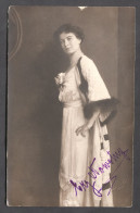 WOMAN YOUNG GIRL JEUNE FILLE DRESS  FASHION, REAL OLD  PHOTO, Year 1916 ATELIER SCOLIK WIEN - Vrouwen