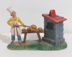 I117181 Pastorello Presepe - Statuina In Plastica - Fornaio Con Forno - Weihnachtskrippen