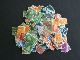 PAYS BAS NEDERLAND PETIT LOT VRAC TIMBRES USAGE COURANT PAR MULTIPLES OBLITERES - Collections