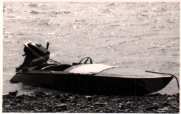 Bateau - Photo Ancienne - Canot Navire Hors Bord De Marque ? - Format 8x13 Cm - Andere & Zonder Classificatie