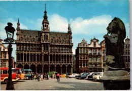 BRUXELLES. -  BRUSSEL. -   La Grand'Place.et La Maison Du Roi.   Non Circulé - Marktpleinen, Pleinen