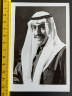 #21   Kuwait - Man Men Homme - Persone Anonimi