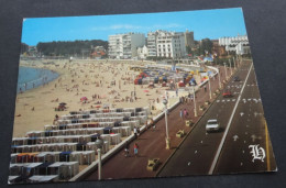 Les Sables D'Olonne - Le Remblai Et La Plage Vers Le Casino Et La Piscine - Editions Harrys, Photo G. Naud - Sables D'Olonne