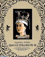 Papua New Guinea 2018 Sapphire Jubilee Queen Elizabeth II S/s, Mint NH, History - Kings & Queens (Royalty) - Case Reali