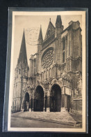 Chartres - La Cathédrale - Le Portail Sud Et La Vieille Tour . 28 - Chartres