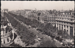 France - Paris - L'Avenue Des Champs-Elysees - Street - Cars - Renault Uvm . - 2x Nice Stamps - Markten, Pleinen