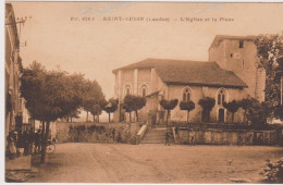 Saint-Aubin, L'église Et La Place - Autres & Non Classés