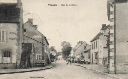 03 - ALLIER - VAUMAS - Rue De La Mairie - 10337 - Autres & Non Classés