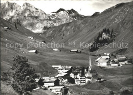 11641438 St Antoenien GR Ortsansicht Mit Kirche Blick Gegen Scheienfluh Raetikon - Otros & Sin Clasificación