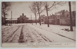 CPA Non Circulée - FRANCE Après-guerre - SOISSONS (Aisne) - AVENUE DE LA GARE EL MAISONS BOMBARDÉES - Soissons