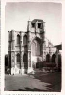 LOUVAIN. -  LEUVEN.  -  Eglise Saint Pierre.   .     Non Circulé.     Véritable Photo. - Leuven