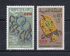 MAROC N°  586 + 587     NEUFS SANS CHARNIERE  COTE 4.00€    CROISSANT ROUGE - Maroc (1956-...)