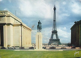 AK 210808 FRANCE - Paris - Terrasse Du Palais De Chaillot - Places, Squares