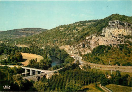 82 - Bruniquel - Les Gorges De L'Aveyron - La Route Touristique à Bruniquel - Vue Aérienne - CPM - Voir Scans Recto-Vers - Otros & Sin Clasificación