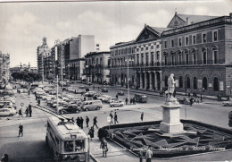 Bari Corso Vittorio Emanuele Monumento A Nicolò Piccini - Bari