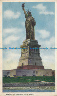 R045121 Statue Of Liberty. New York - World