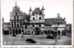 MALINES. -  MECHELEN. -  Hôtel De Ville Et Ancienne Halles Aux Draps.  .     Non Circulé. - Malines