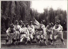 Călușari, România, Perioada Comunistă, Romanian Folk Dancers P1569 - Anonymous Persons
