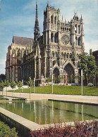 AK 210820 FRANCE - Amiens - Cathédrale Notre-Dame - Amiens
