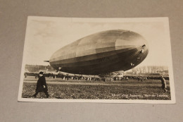 A VOIR !! CPA - DIRIGEABLE " GRAF ZEPPELIN " LZ 127 - NACH DER LANDUNG - 1930 - Dirigibili